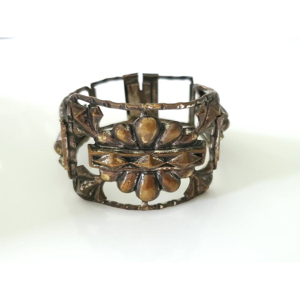 Beautiful Vintage Brass Metal Floral Bracelet